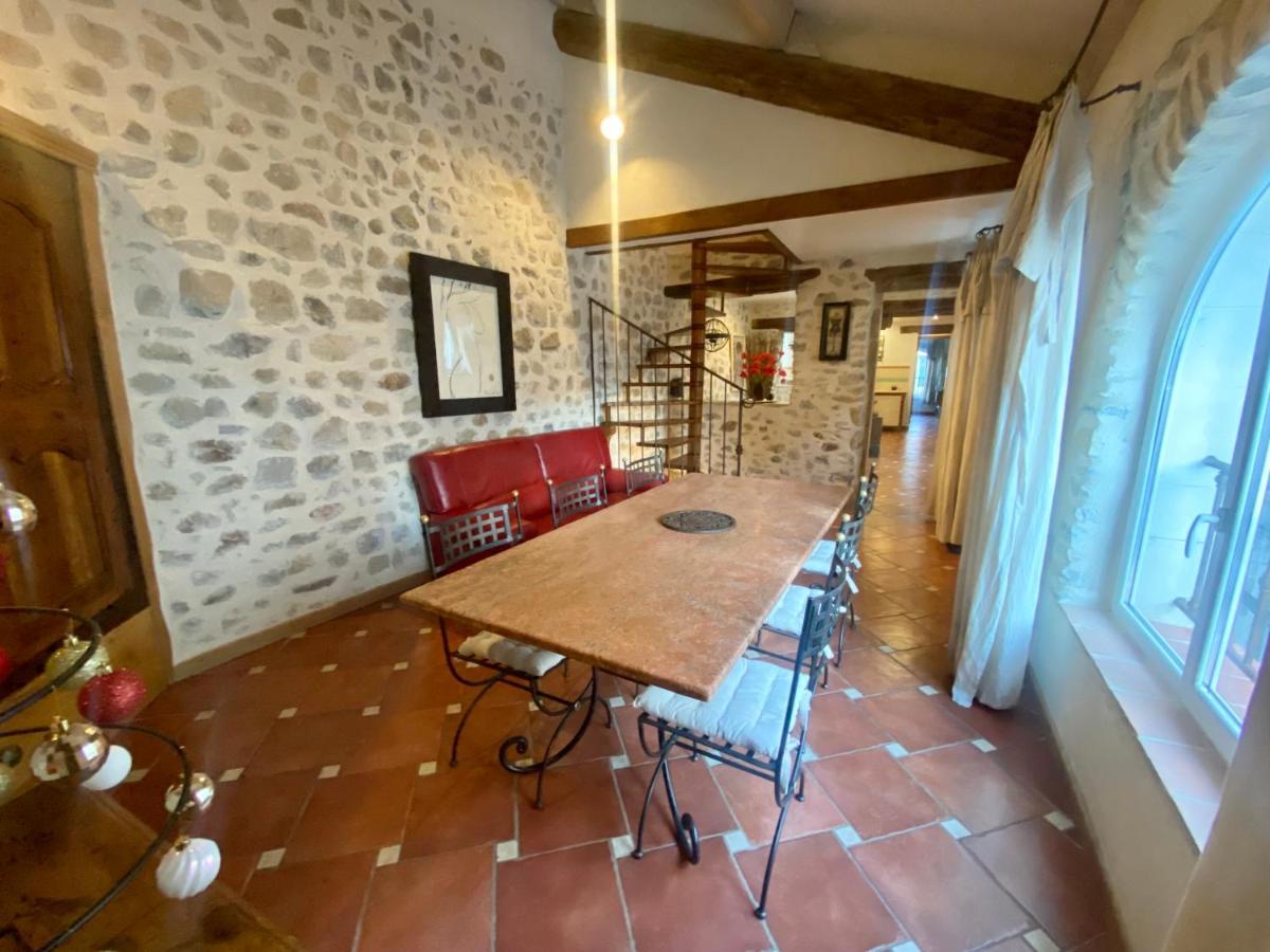 Gite De Groupe 9Ch Ou 3 Gites Independants De 3Ch - Patio Et Piscine Interieure Chauffee Toute L'Annee Vallon-Pont-d'Arc Exterior photo
