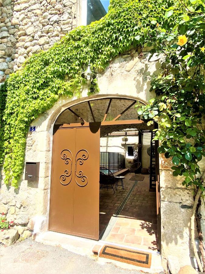 Gite De Groupe 9Ch Ou 3 Gites Independants De 3Ch - Patio Et Piscine Interieure Chauffee Toute L'Annee Vallon-Pont-d'Arc Exterior photo